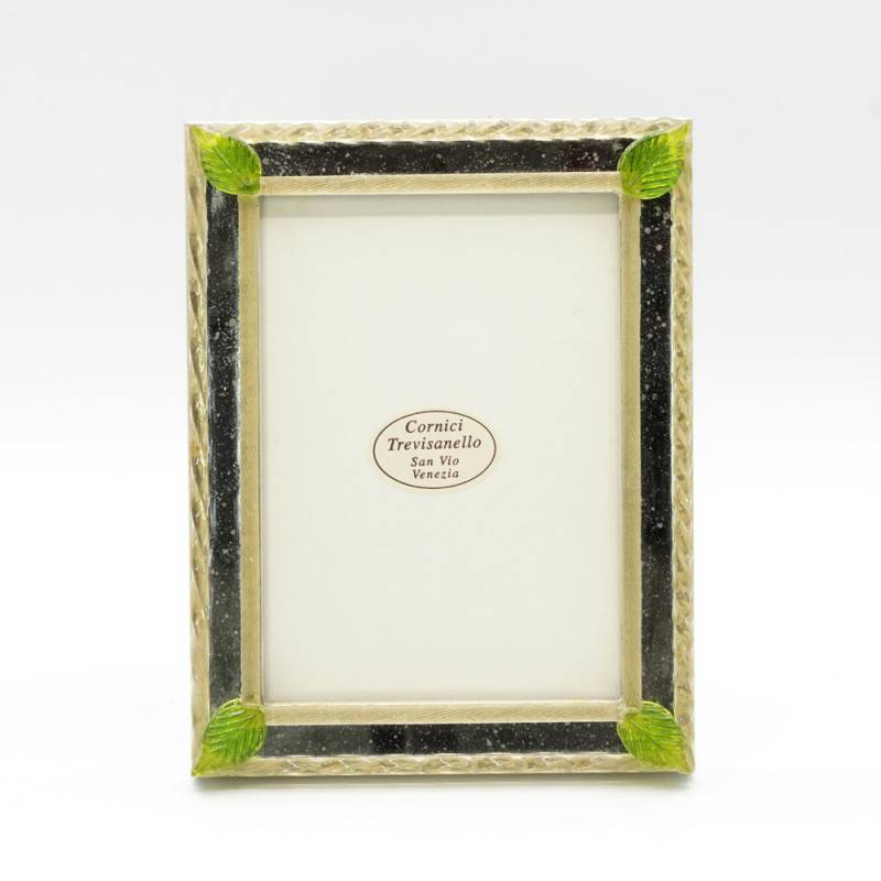Frame with small leaves
