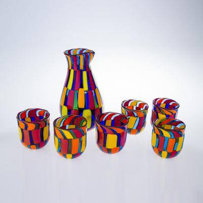 Service de verres et carafe...