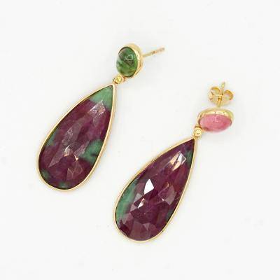 Pendientes rubyzoisite y...