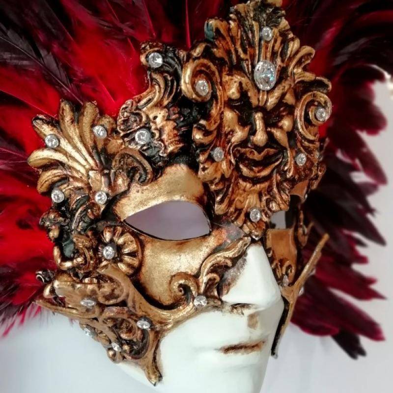 Rostro con plumas Rostro con plumas