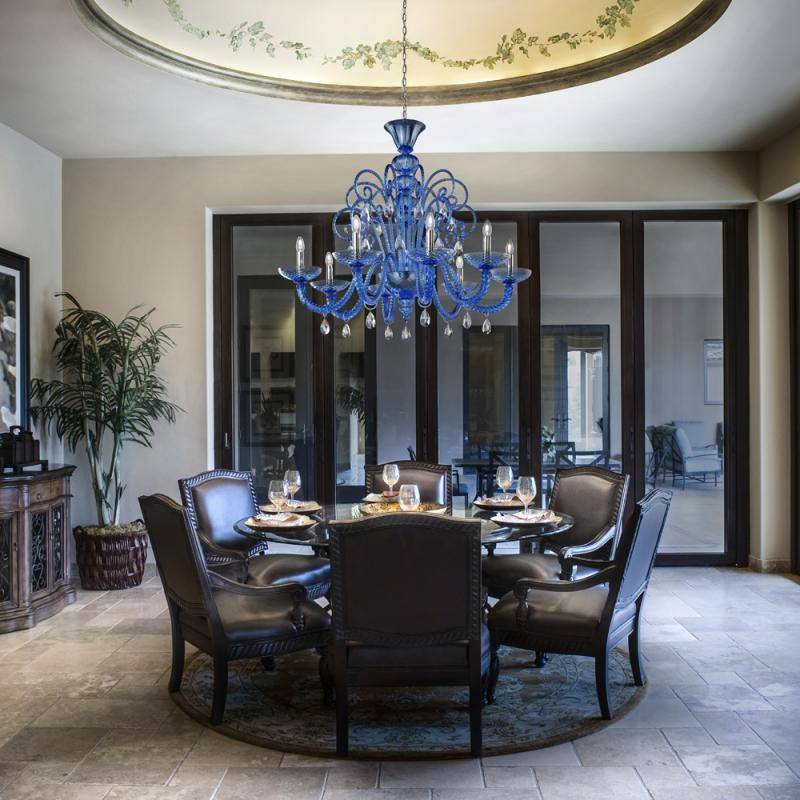 Chandelier 8 lumières avec pastorales... Chandelier 8 lumières avec pastorales...