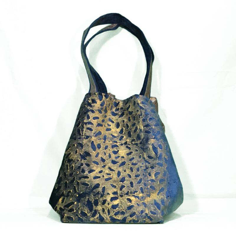 Bolso Teodora de terciopelo azul y... Bolso Teodora de terciopelo azul y...