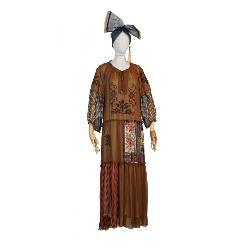 Ethnic-inspired "etnochic" long dress