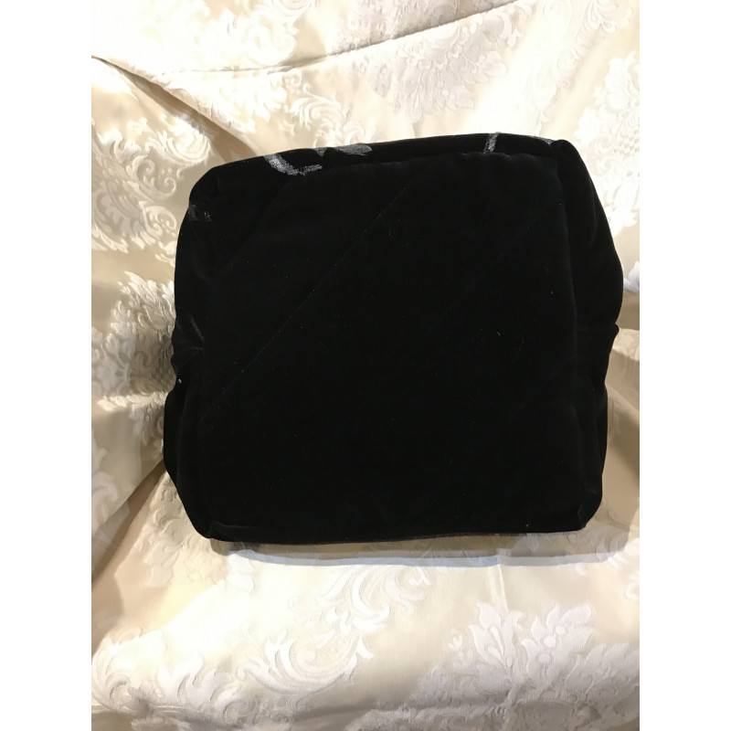 Teodora bag in black velvet... Teodora bag in black velvet...