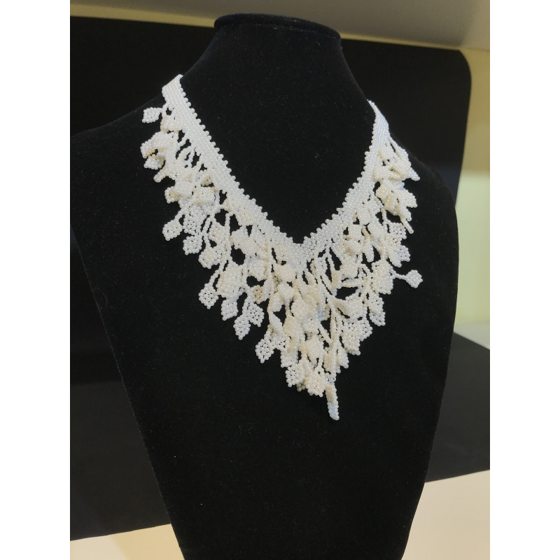 Set collana e orecchini 'Foglie' con... Set collana e orecchini 'Foglie' con...