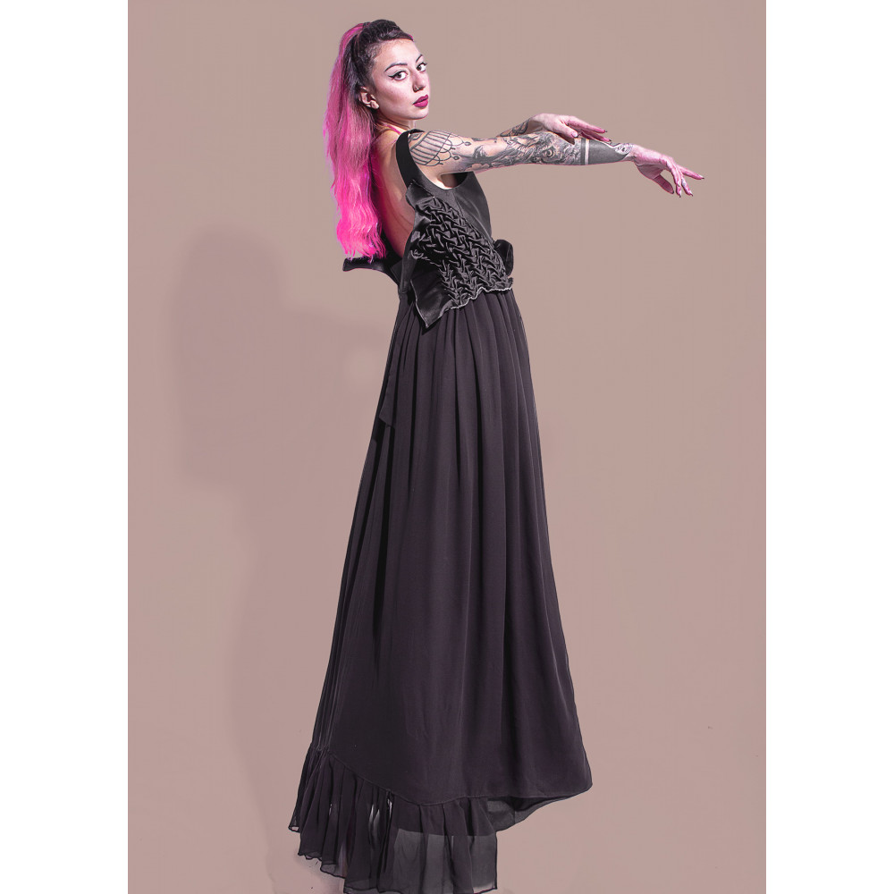 Tenue de soirée modèle...