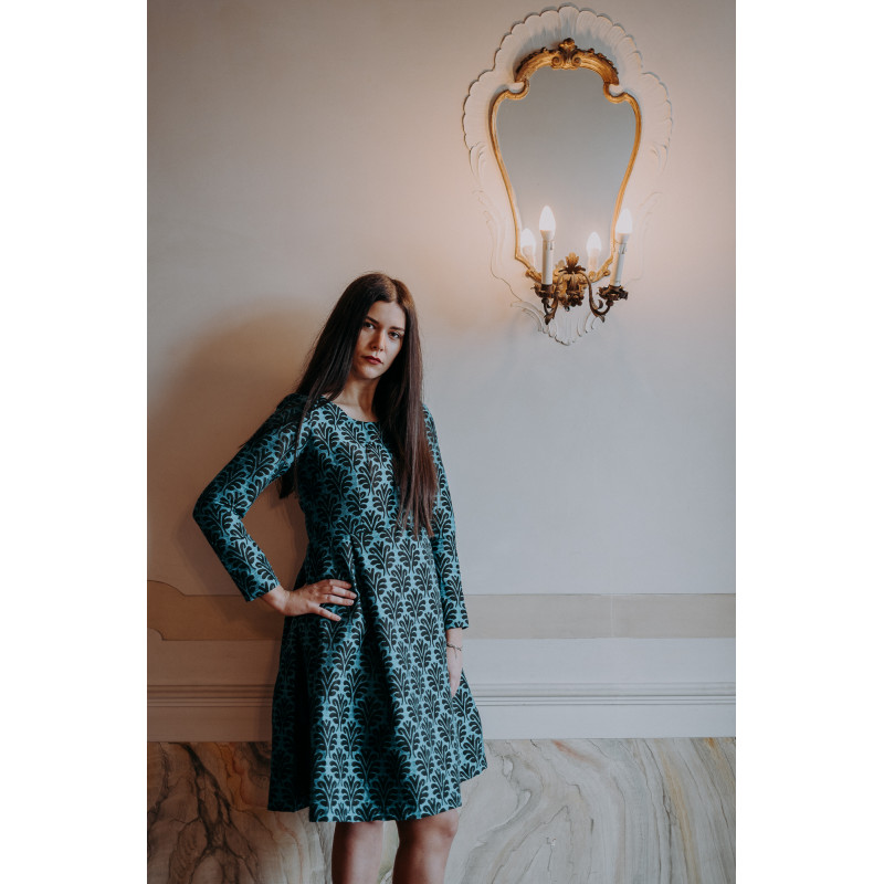 Abito "Spontanea" in damascato di... Abito "Spontanea" in damascato di...