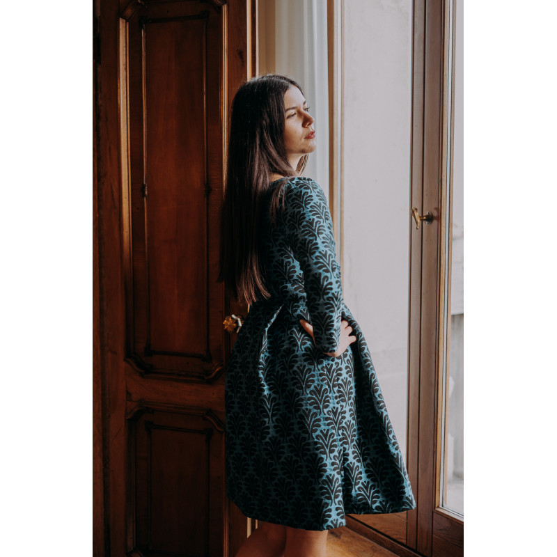 Abito "Spontanea" in damascato di... Abito "Spontanea" in damascato di...