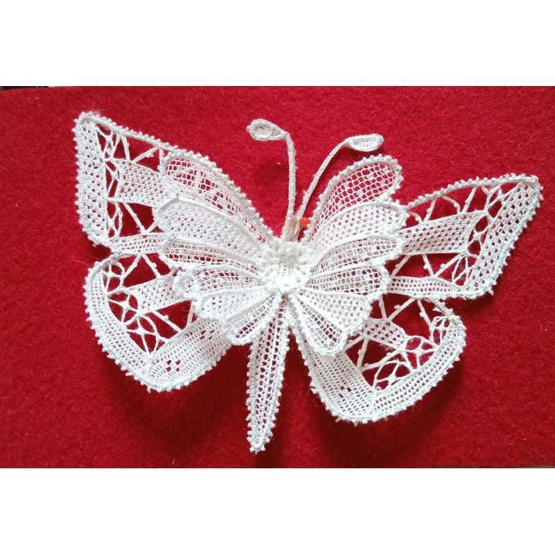 Farfalla grande in merletto di Burano Farfalla grande in merletto di Burano