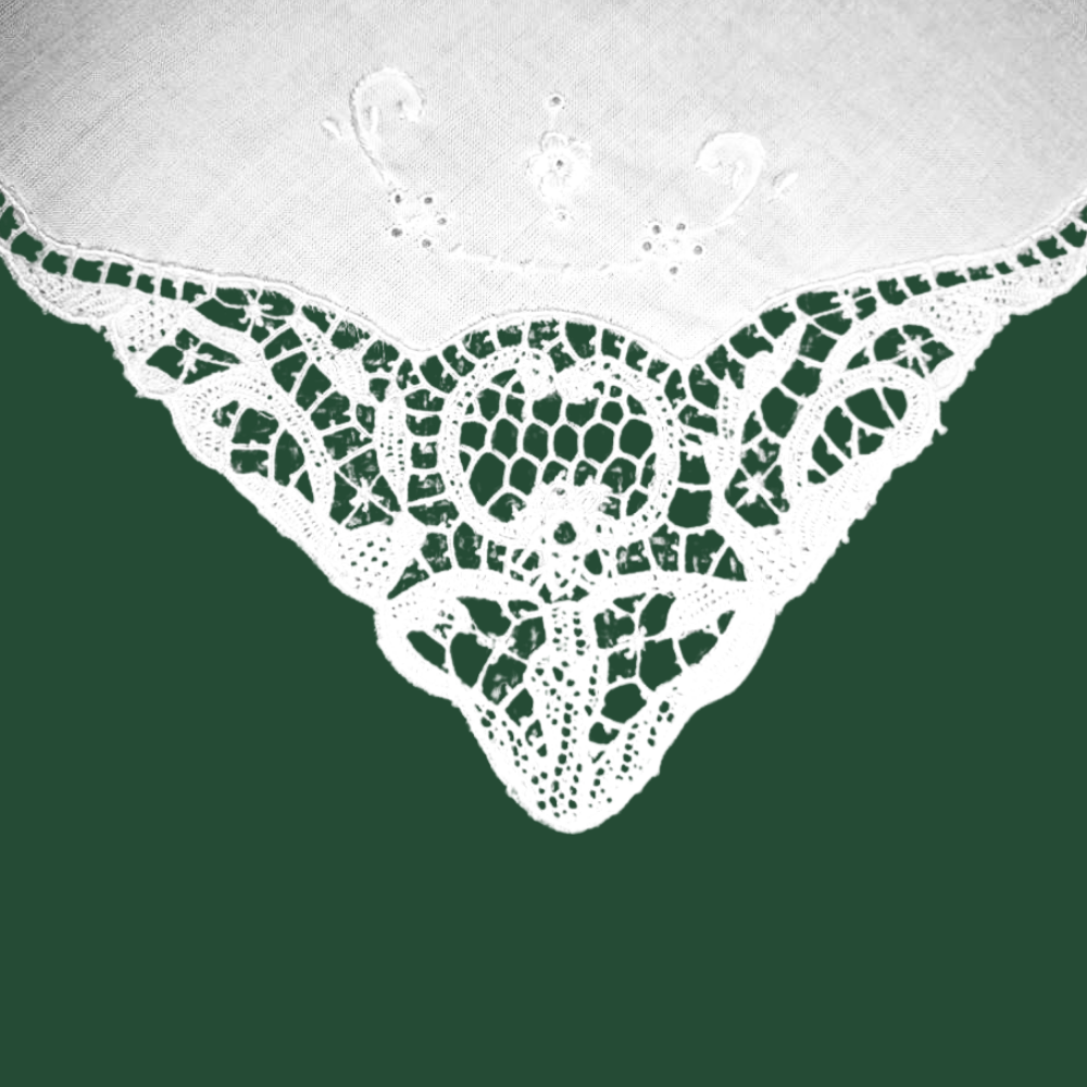 Handkerchief in Burano lace...