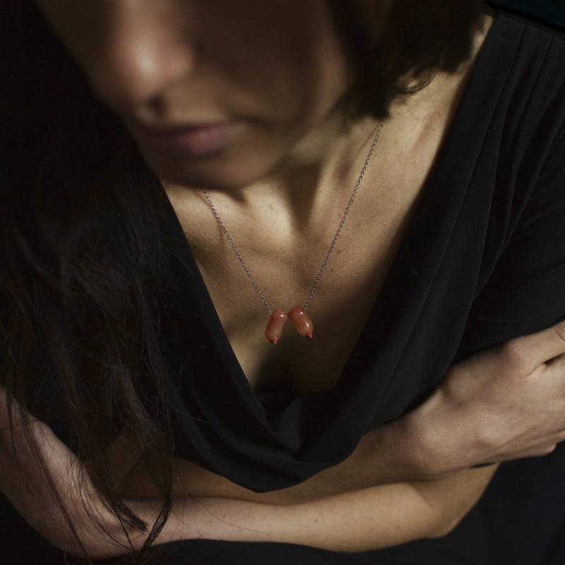 Collier Pendentif "Seins" Collier Pendentif "Seins"